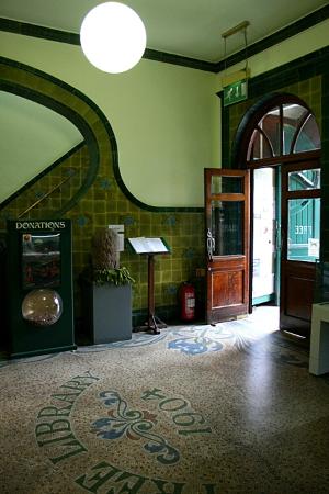 pontefract-museum.jpg