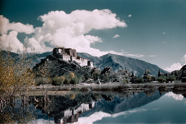 potala-lhasa-615.jpg
