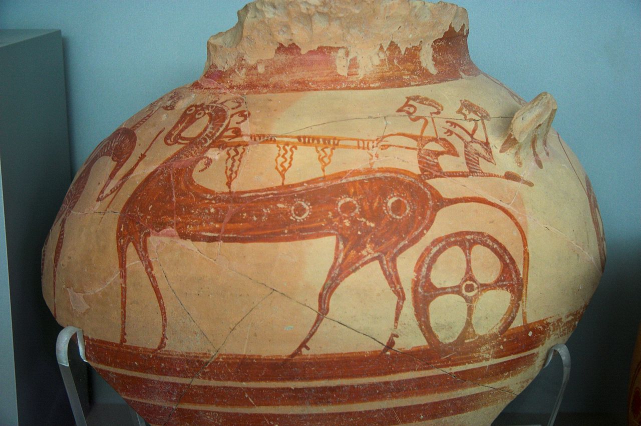 Pottery_Horse_and_chariot_Late_Bronze_Age,_NAMA_080847.jpg