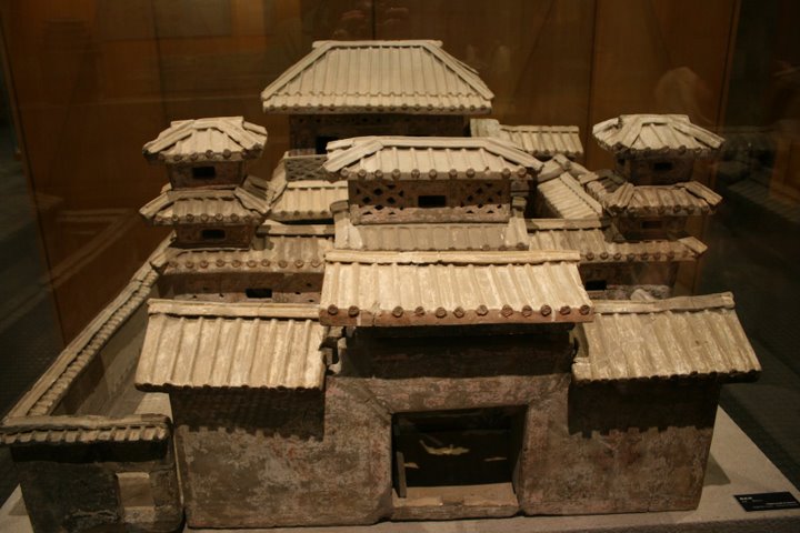 Pottery_palace.JPG