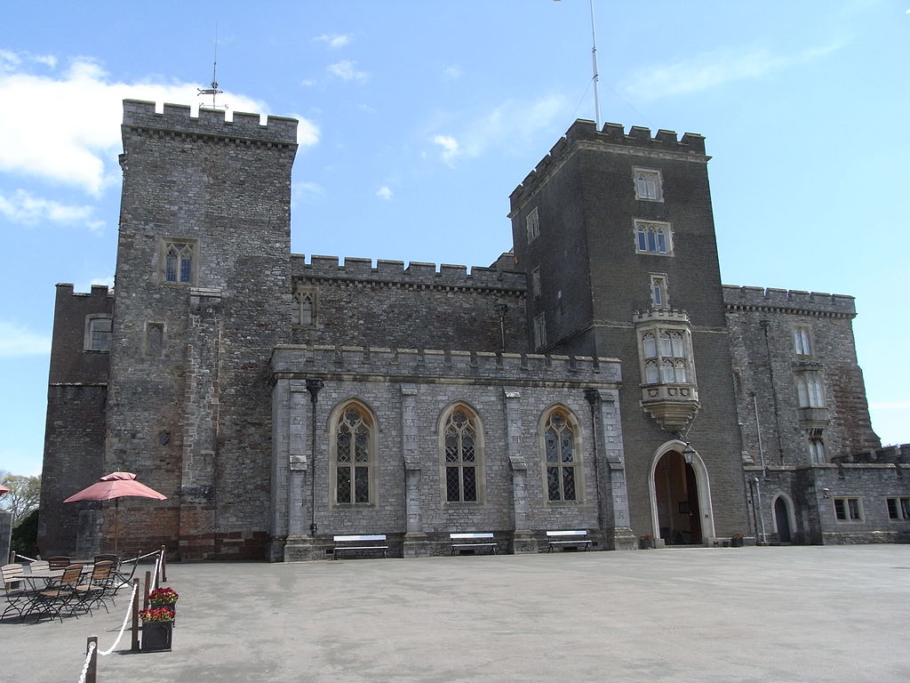 PowderhamCastle068 паудерхем.jpg