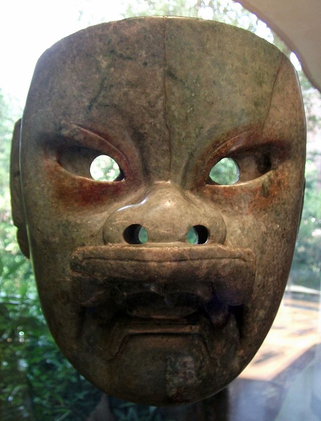 Pre-Columbian_collection,_Dumbarton_Oaks.JPG