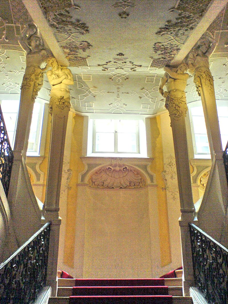 Preysing-Palais_-_Aufgang_zum_1._OG,_2008.JPG