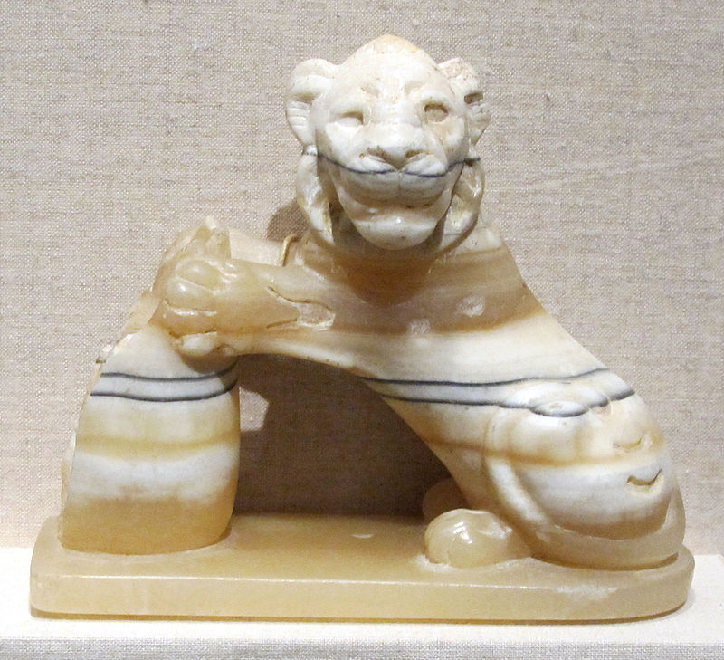 Primo_periodo_persiano,_XXVII_dinastia,_leone_e_vaso_di_unguenti_in_alabastro,_525-404_ac_ca..JPG