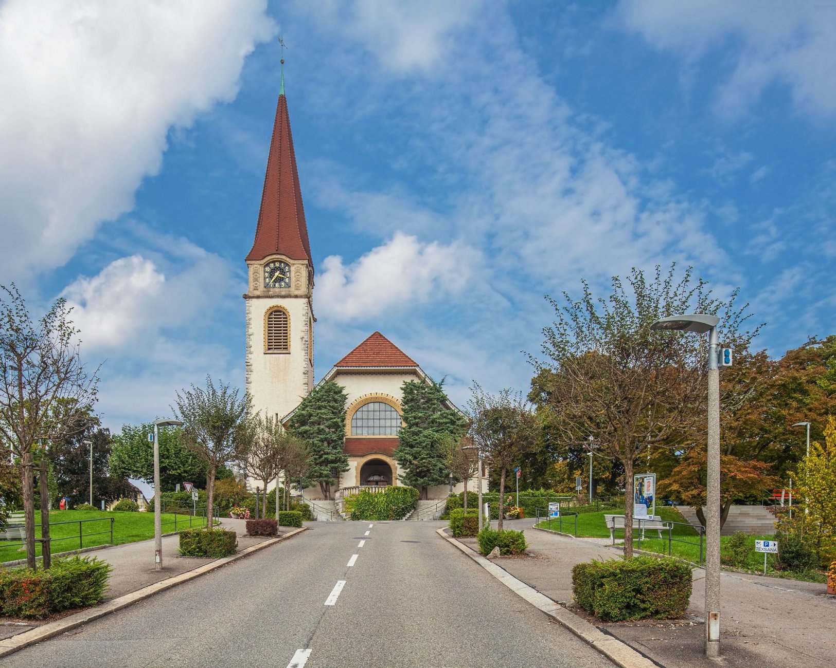 Protestant_Church_of_Wallisellen.jpg