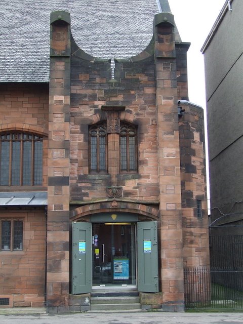 Queens_Cross_Church_-_geograph.org.uk_-_1177353.jpg