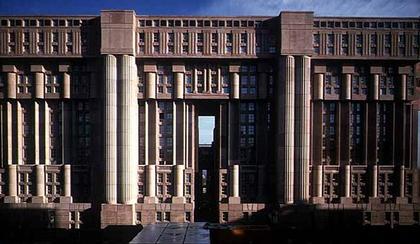 Ricardo_Bofill_1.jpg