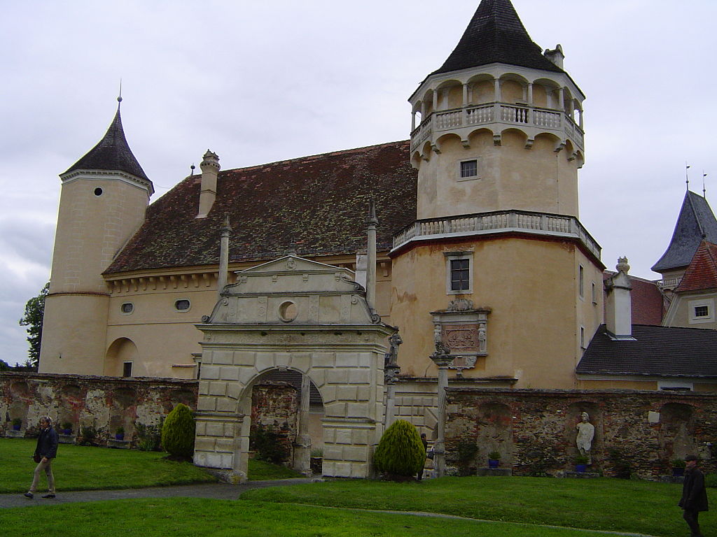 Rosenburg_-_Austria_(02).jpg