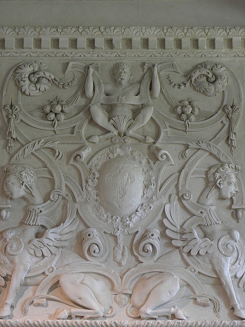 Saint-Vougay_(29)_Château_de_Kerjean_Intérieur_04.JPG
