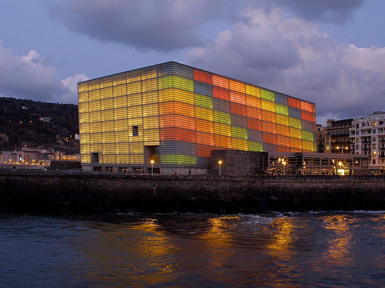 San_Sebastian_-_Kursaal_11.JPG