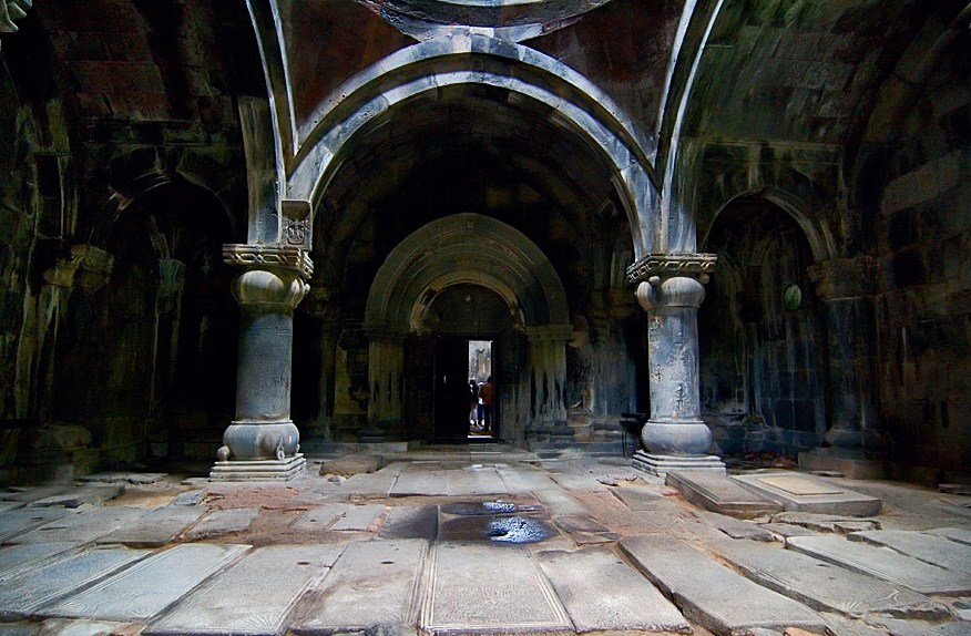 Sanahin_indoor.jpg
