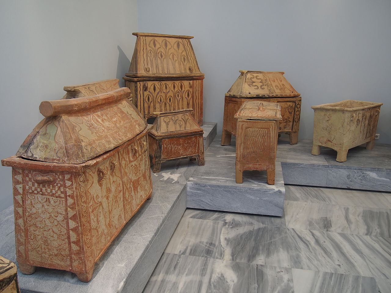 Sarcophagi_AMH_334.jpg