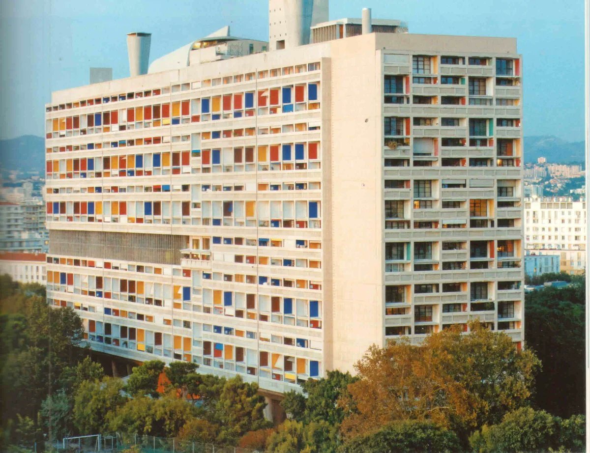 scale_1200.jpg