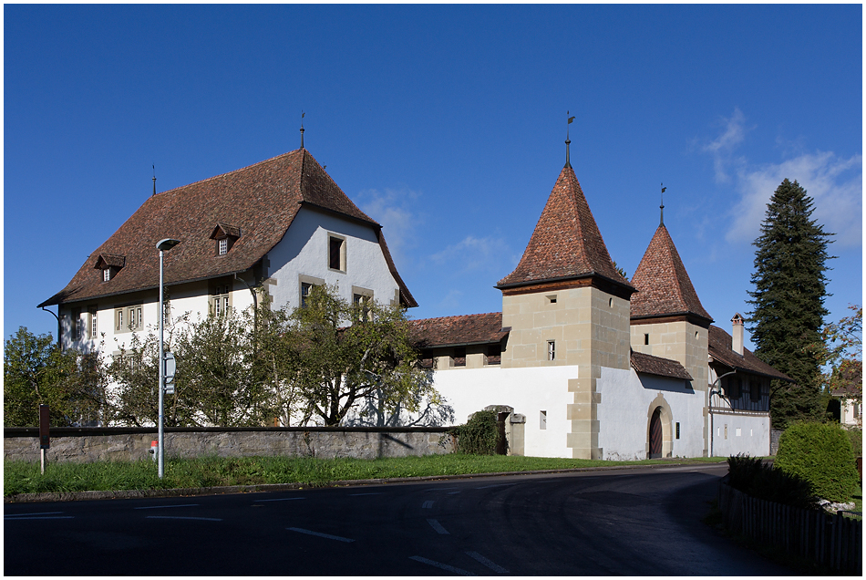 schloss-schwarzenburg-83ffafc1-4d97-45f3-993b-90d4205ecae8.jpg
