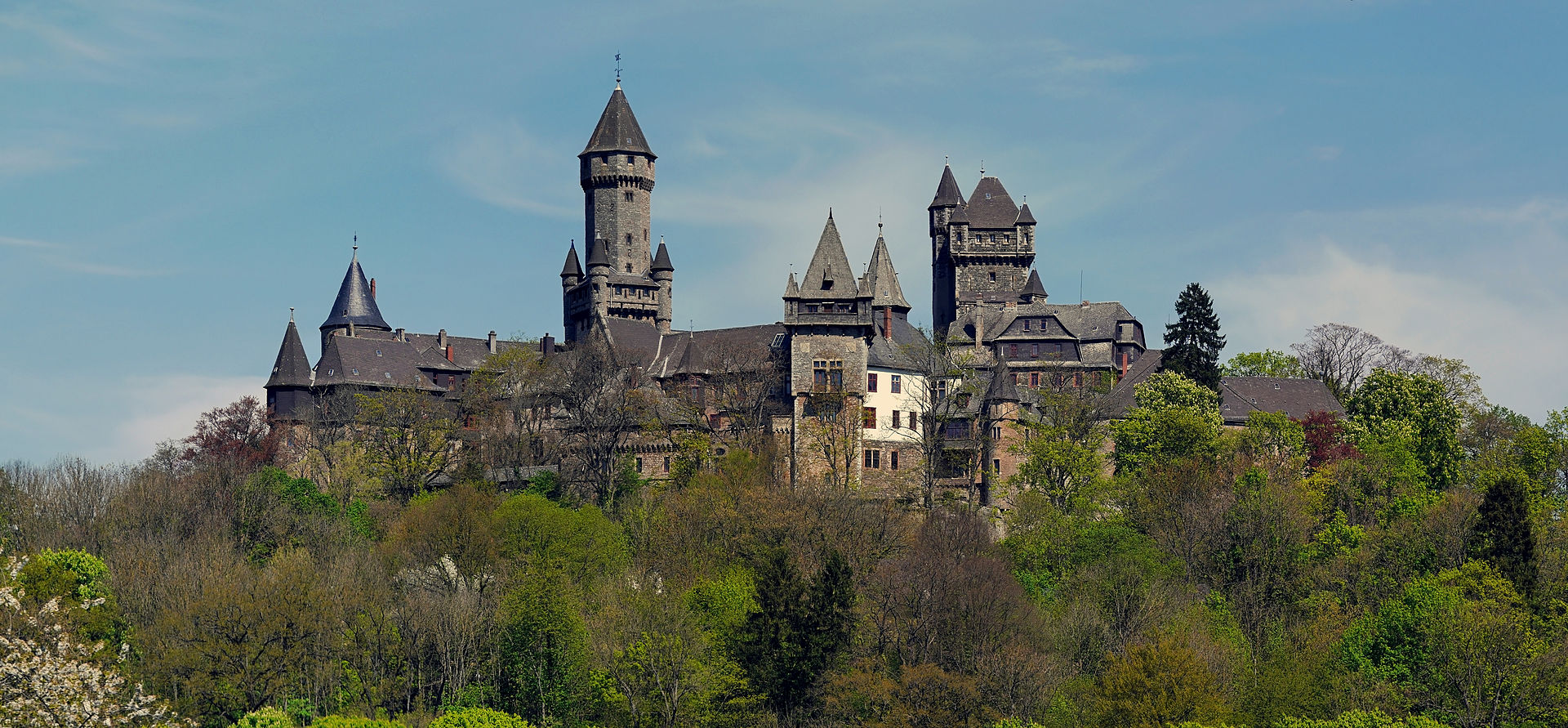 Schloss_Braunfels.jpg