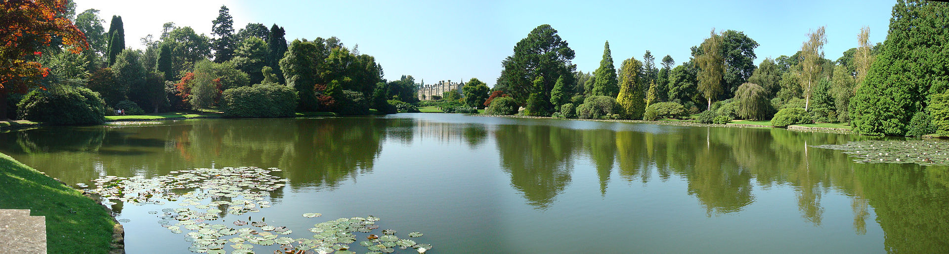Sheffield_Park_Panorama.jpg