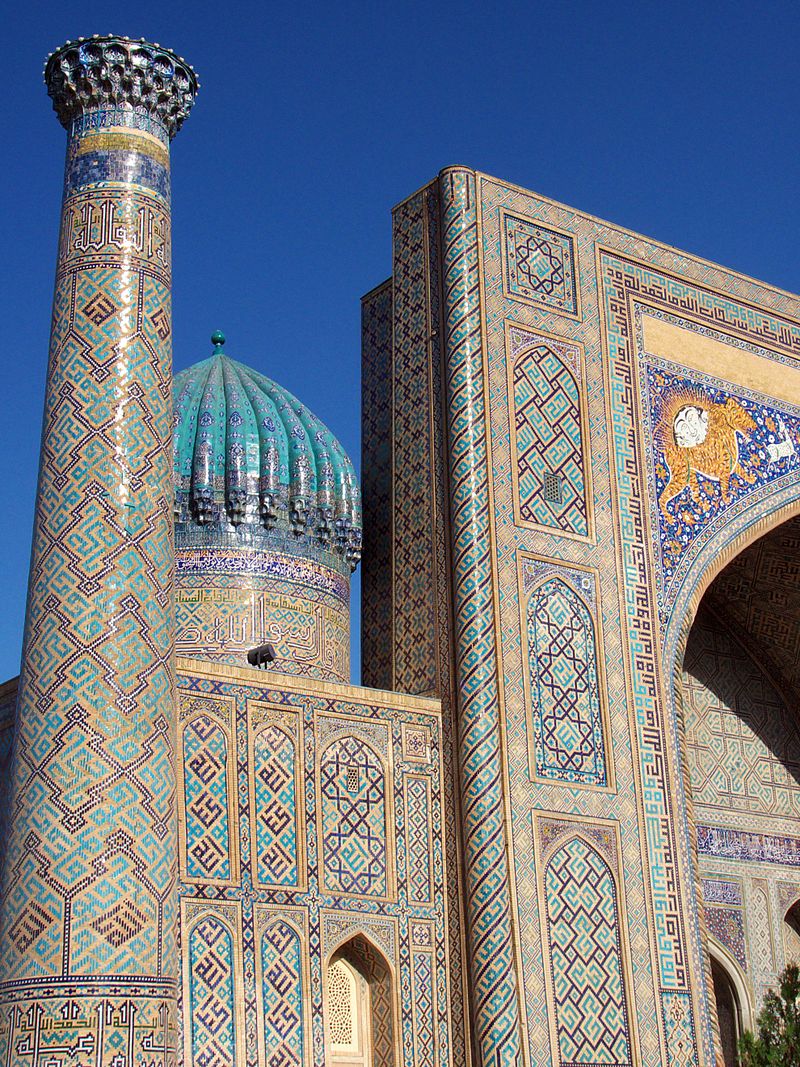 Shir_Dor_Madrassah,_The_Registan,_Samarkand_(4934104309).jpg