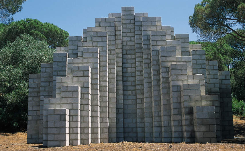 Sol-LeWitt-Cinderblock-photo-credits-fundacionmac.org_.jpg