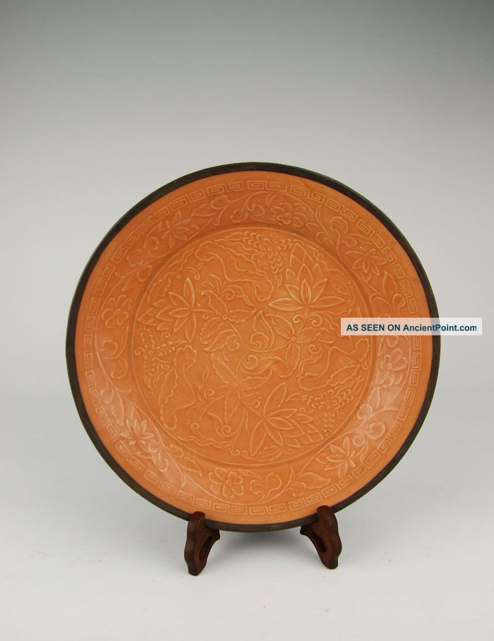 song_dynasty_ding_ware_rouger___red_glaze_porcelain_plate_1_lgw.jpg