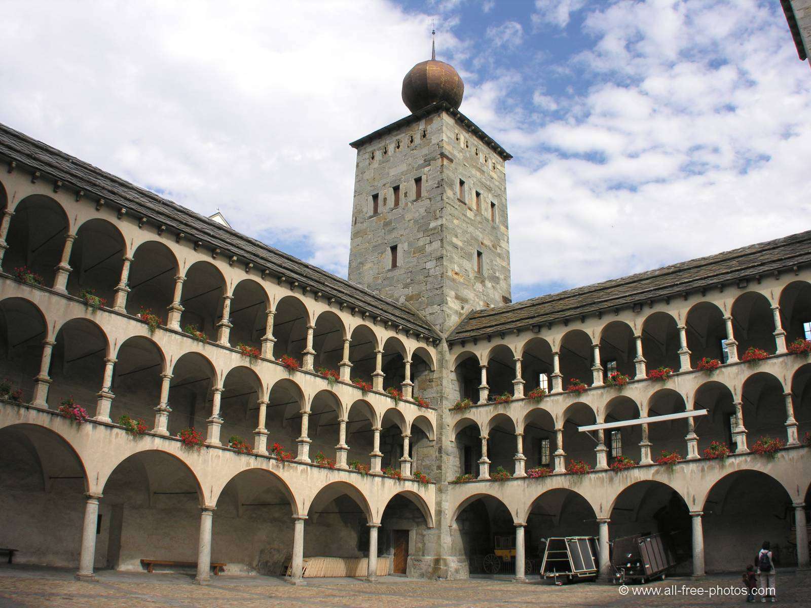 Stockalper_castle PI1267-hr.jpg