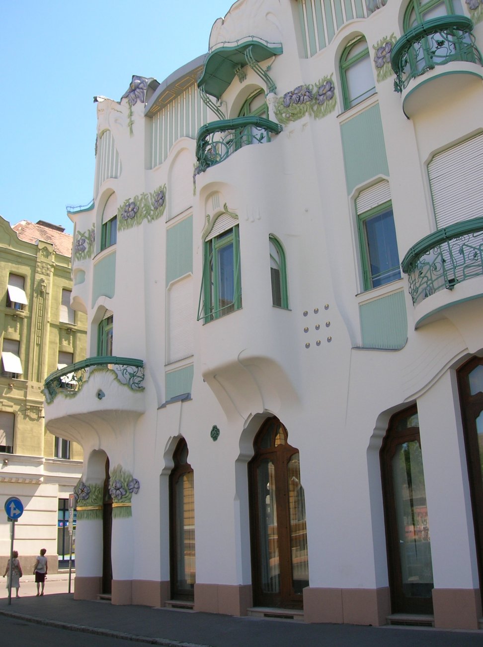 Szeged_REÖK_Palota_1.jpg