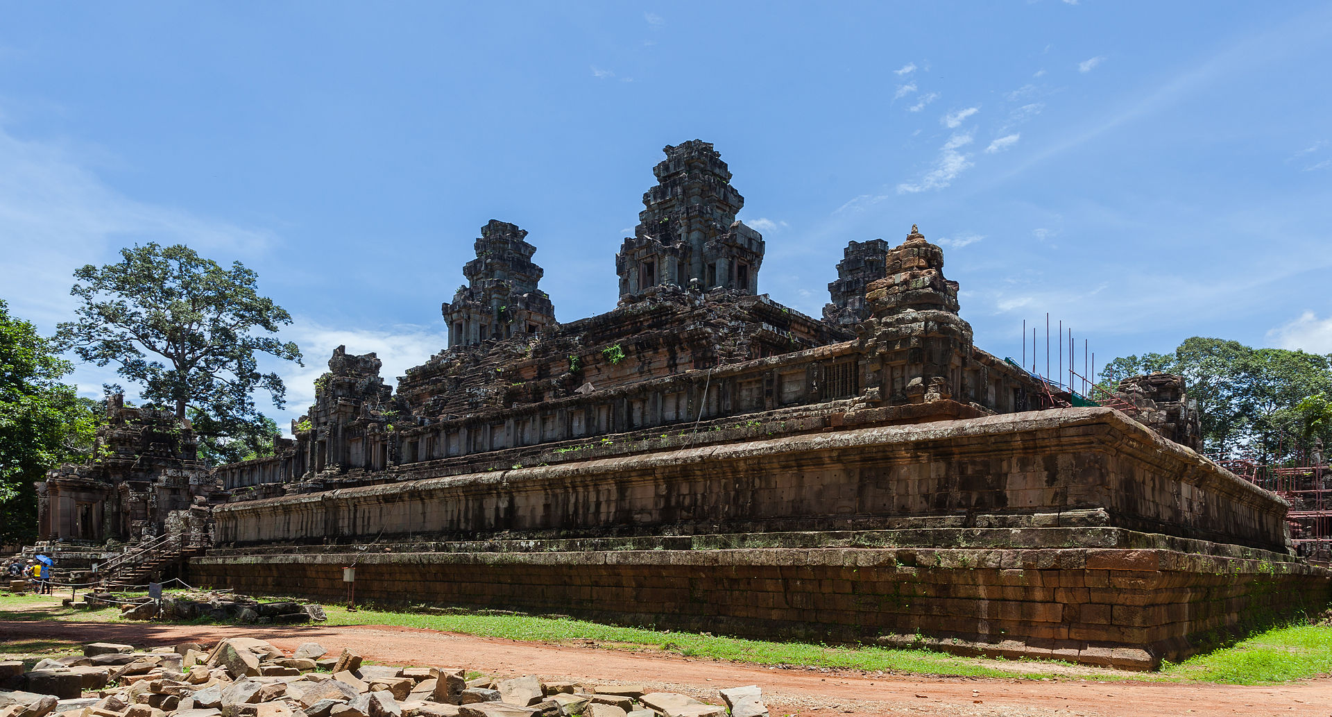 Ta_Keo,_Angkor,_Camboya,_2013-08-16,_DD_14.JPG