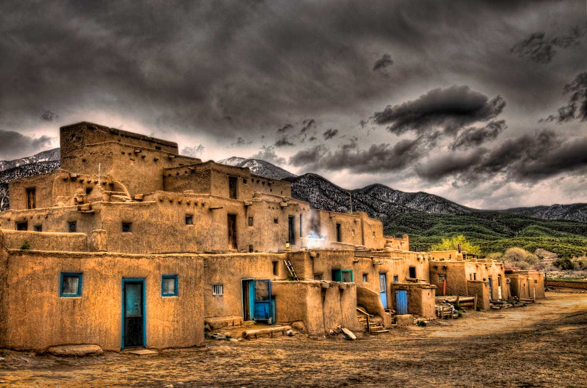 Taos_Pueblo.jpg