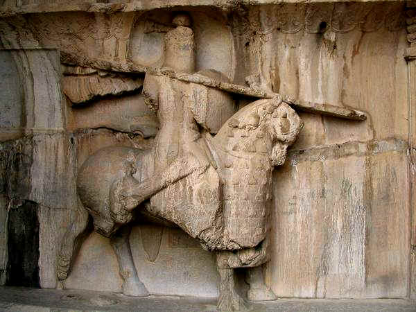 Taq-e_Bostan_Khosrpw_and_Shbdiz.jpg