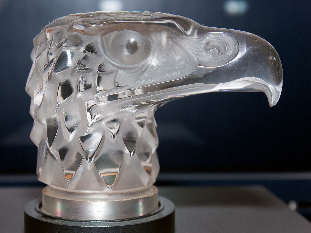 Tete_D'Aigle_by_Rene_Lalique_Toyota_Automobile_Museum.jpg