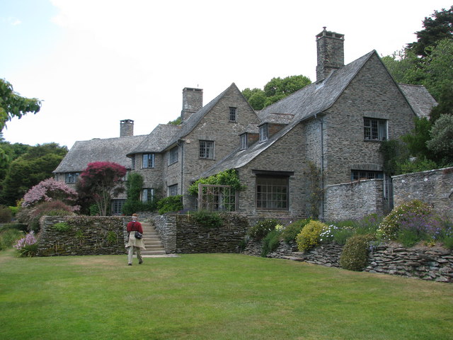 The_house_at_Coleton_Fishacre_-_geograph.org.uk_-_2456979.jpg