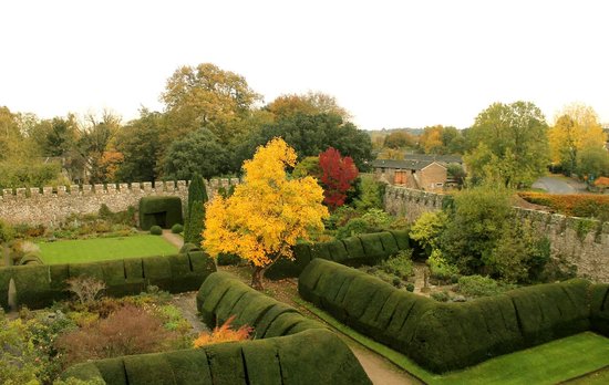 thornbury-castle-and.jpg