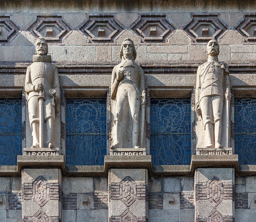 Three_colonial_generals_De_Bazel_Vijzelstraat_Amsterdam_2016-09-13-6629.jpg