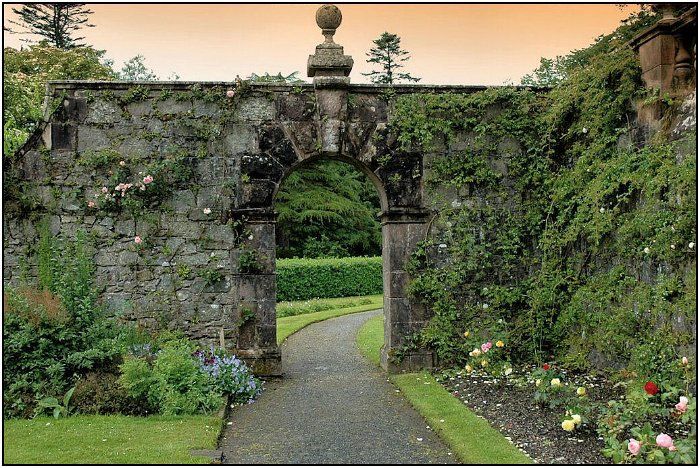 Torosay Castleae10090ce189f70f9418e01208593cb2.jpg