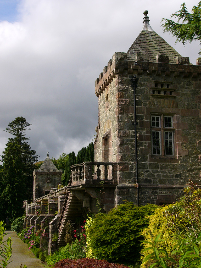 Torosay-towers.jpg
