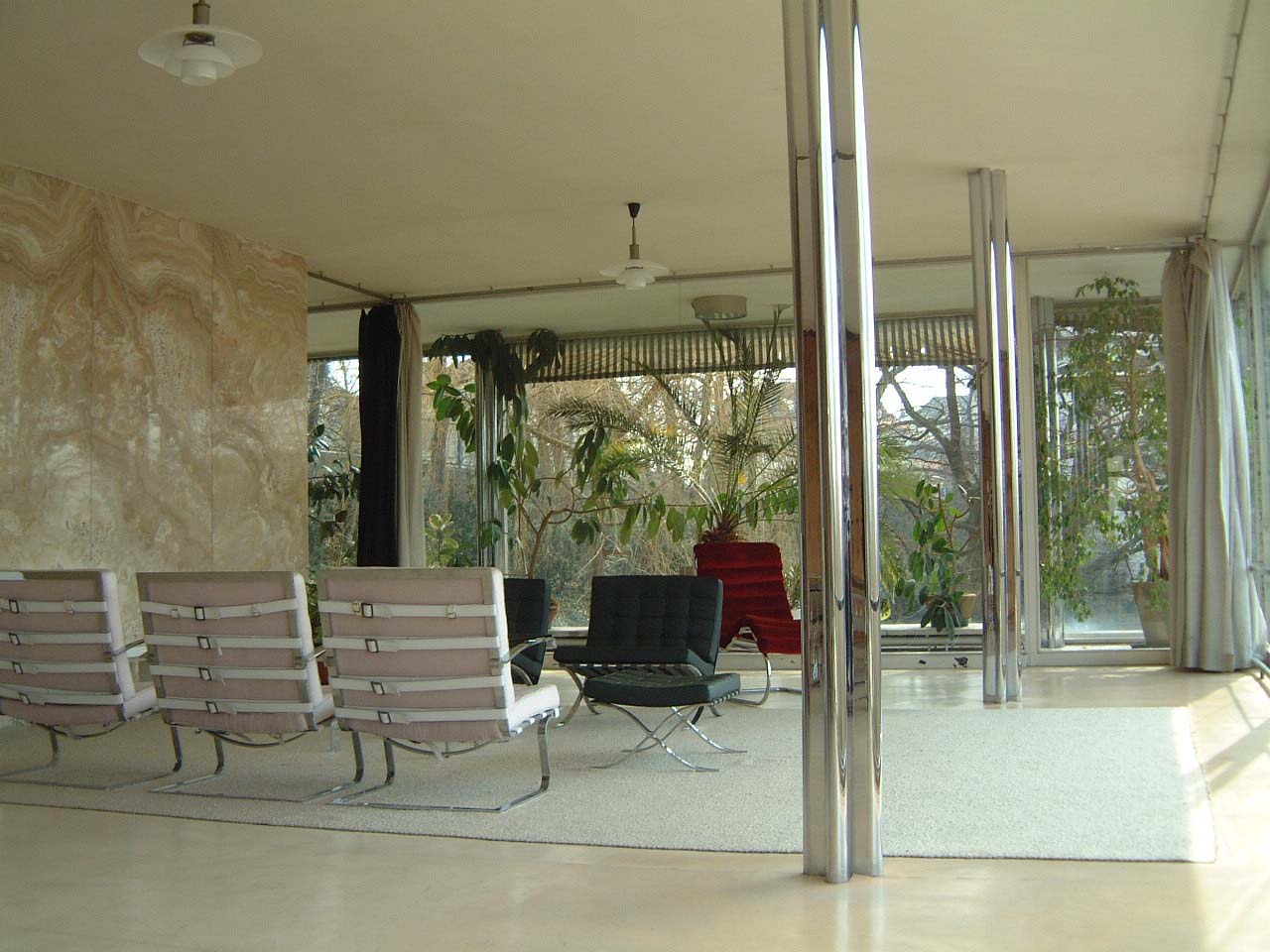Tugendhat_living_room.jpg