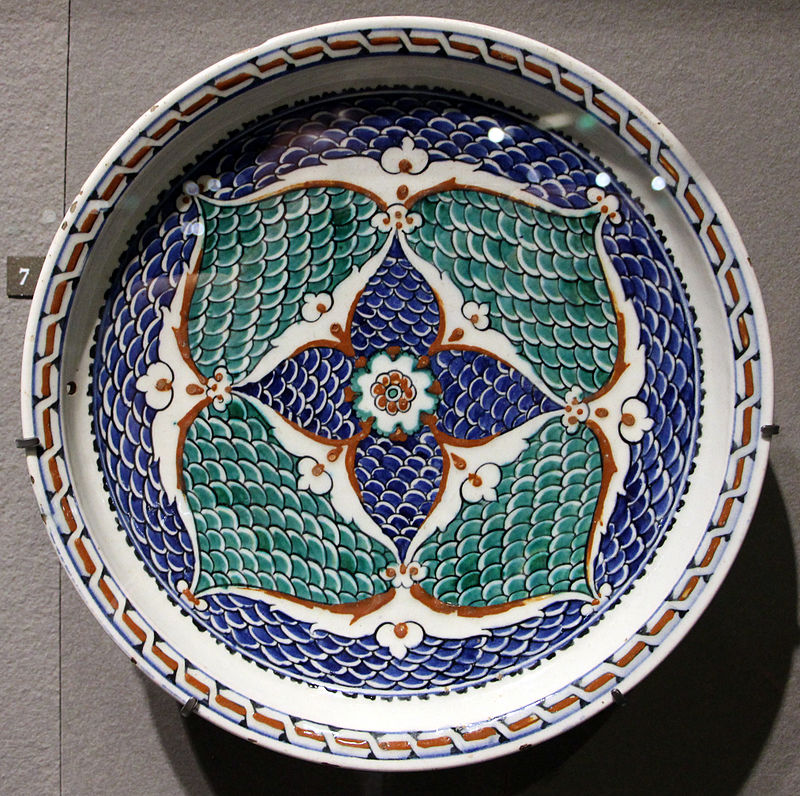 Turchia,_izinik,_piatto,_1580-1590_ca..JPG