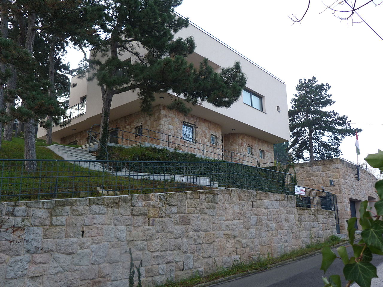 Vécsey_Mansion_(1).JPG