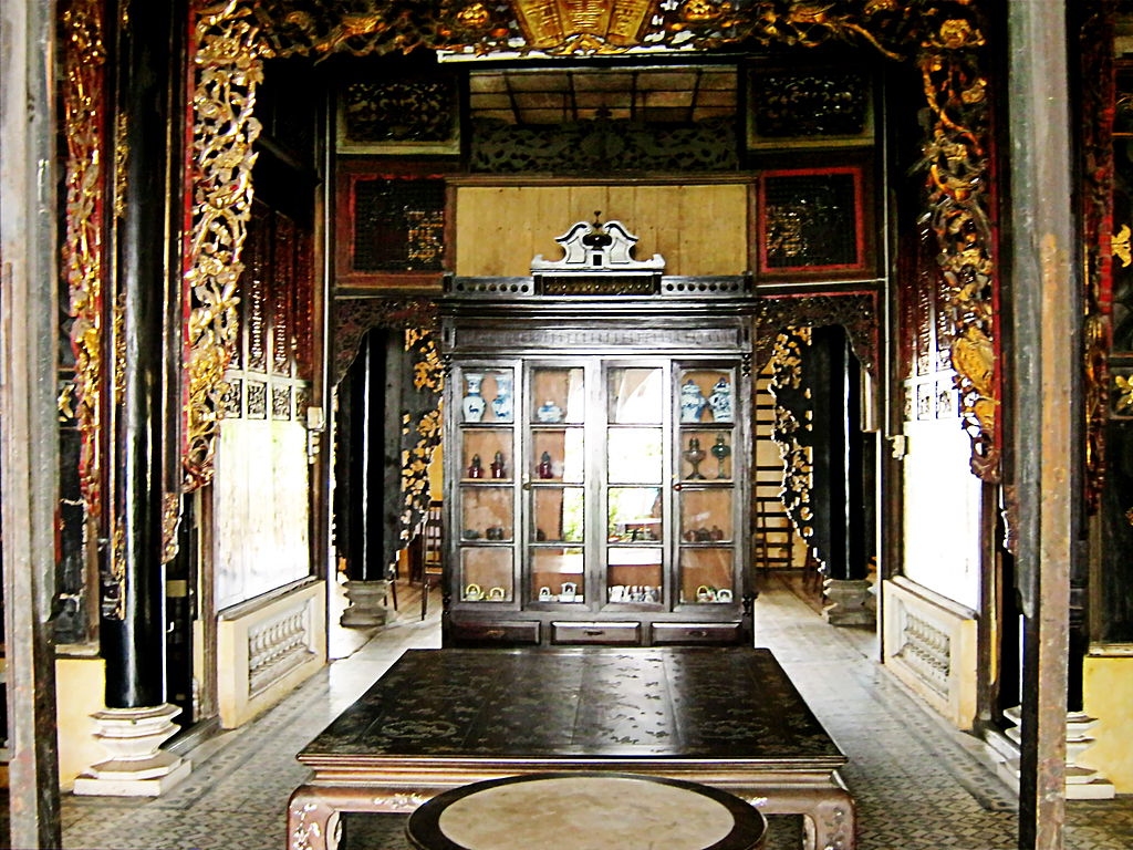Vật_dụng_trong_Nhà_Cổ_Huỳnh_Thủy_Lê_(2).jpg