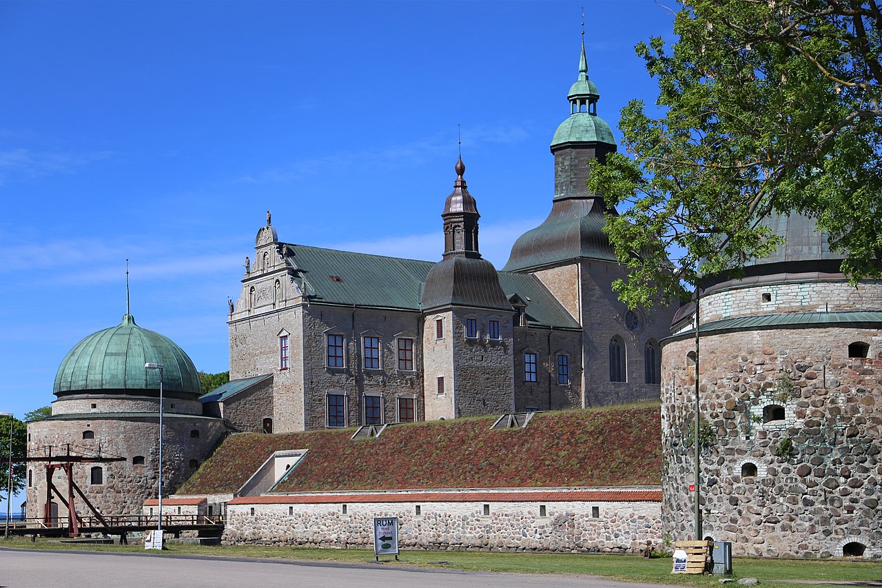 Vadstena_(Schweden)_-_Schloss_(Slott).jpg