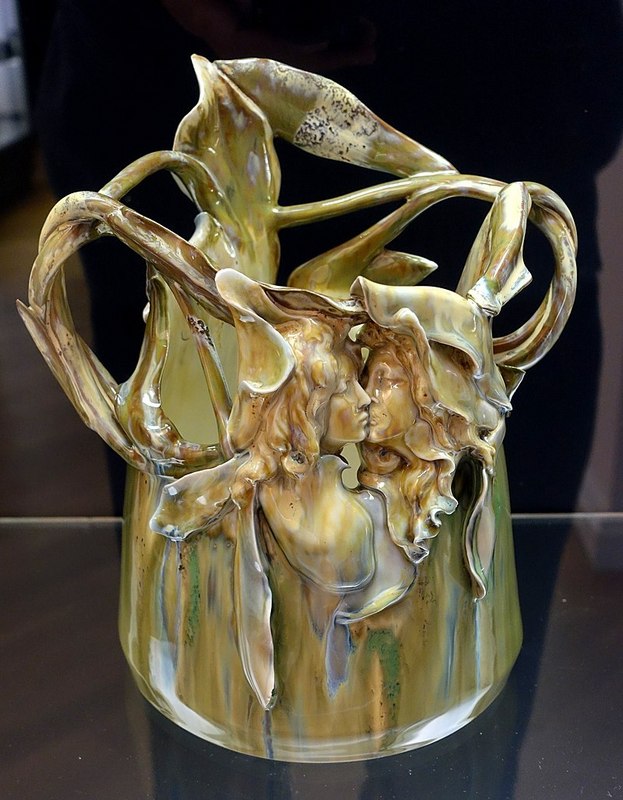 Vase_pair,_2_of_2,_d.jpg