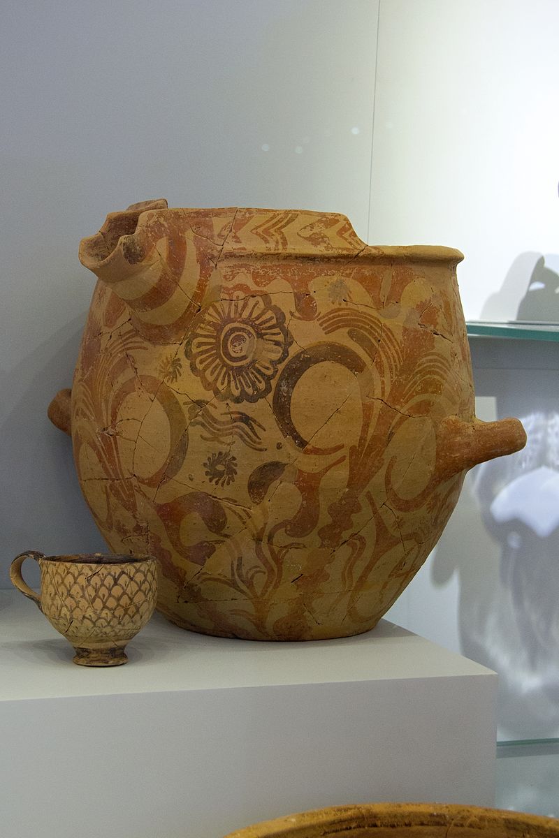 Vessel_from_Palace_in_Archanes,_1600-1450_BC,_AMH,_145037.jpg