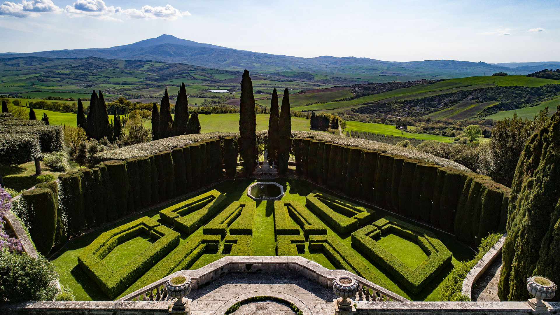 villa-la-foce-03.jpg
