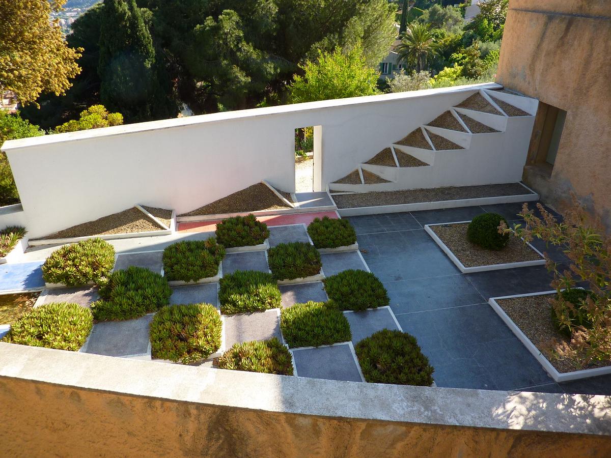 Villa Noailles.jpg