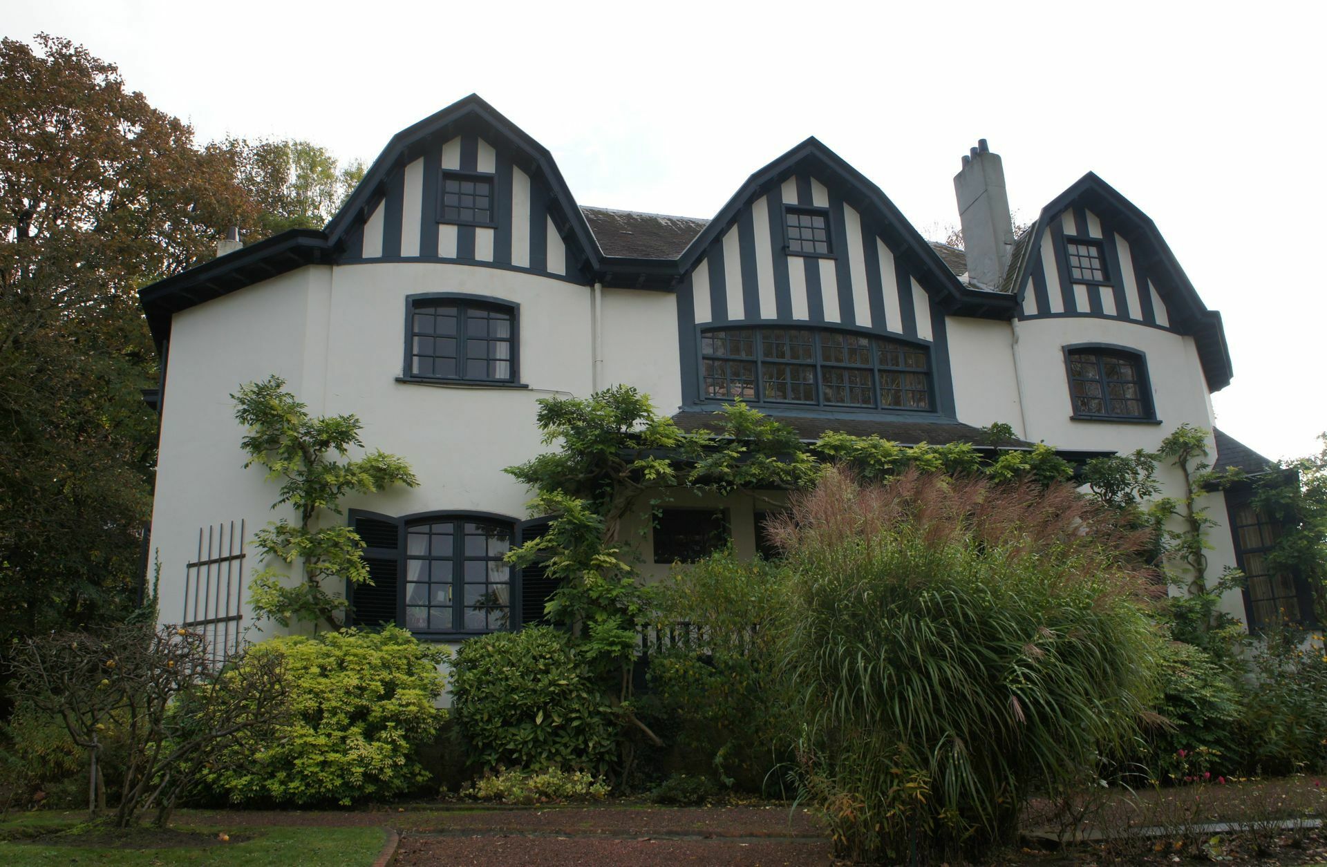 Villa_Bloemenwerf_(front).jpg