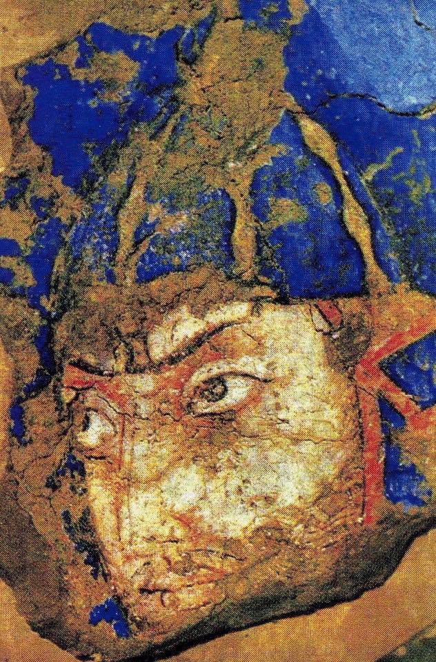 Warrior_with_helmet,_Afrasiab.jpg
