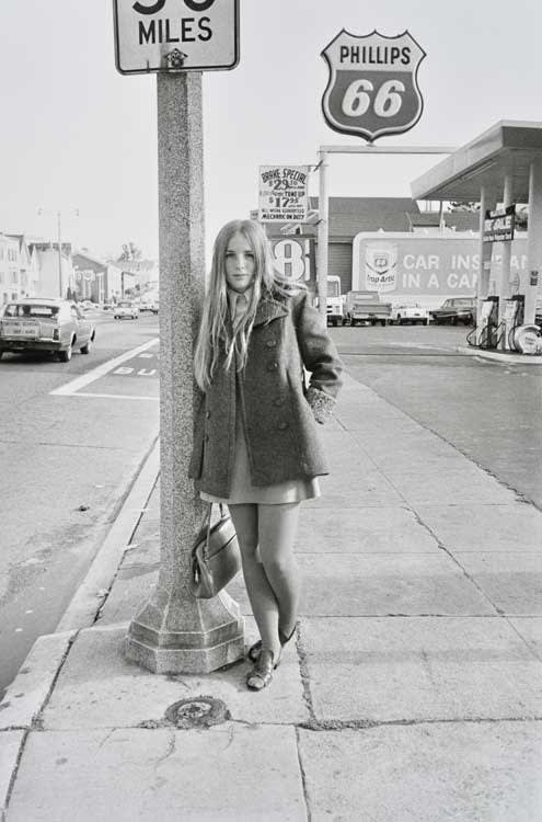 william-eggleston-untitled-the-young-girl-next-to-phillips-66-sign-1960-1972.jpg