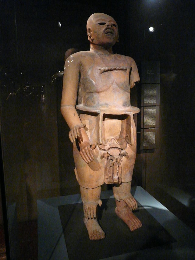 Xipe_Totec_from_Chilean_Museum_of_Pre-Columbian_Art.JPG