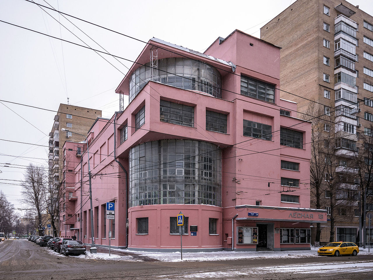 Zuev_Workers'_Club_in_MSK.jpg