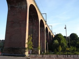 ангChester_Burn_viaduct_looking_north.JPG
