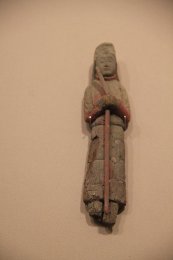 Painted_Wood_Figure_from_Satellite_Tomb_(9907983326).jpg